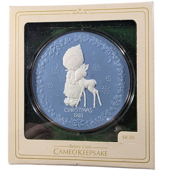Hallmark Other - Hallmark Betsey Clark Christmas 1981 Cameo Keepsake Ornament New In Box